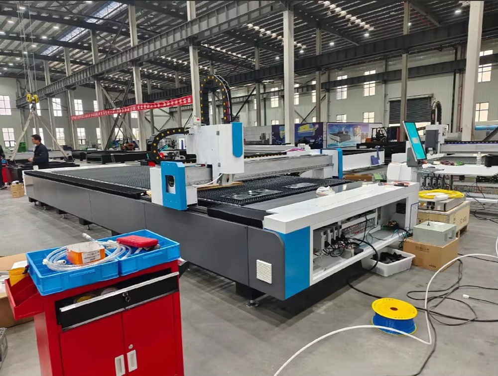 Industrial 3000W CNC Fiber Las - đánh giá và giá Metal Laser Cutter Head