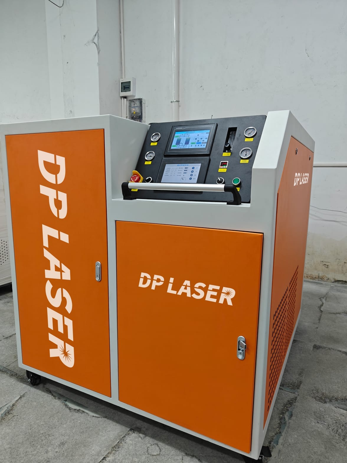 DP LASER 3000W 9-in-1 Handheld - đánh giá và giá Handheld Laser Welding Machine